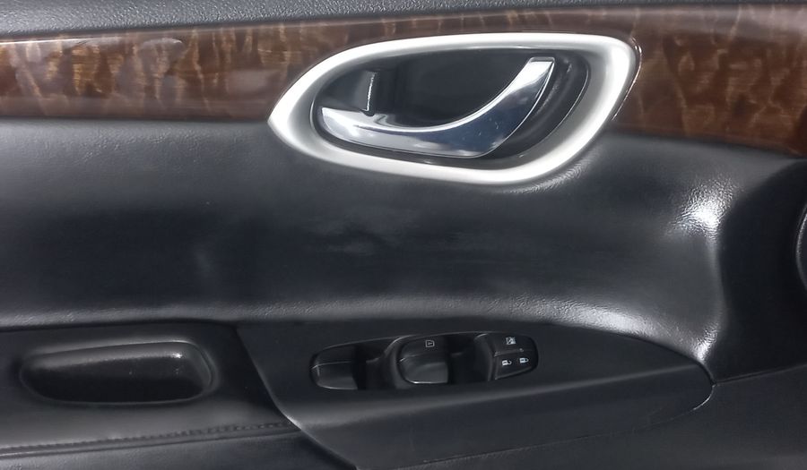 Nissan Sentra 1.8 EXCLUSIVE NAVI CVT Sedan 2015