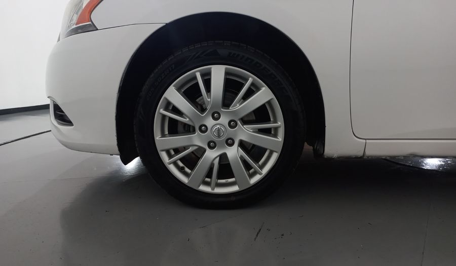 Nissan Sentra 1.8 EXCLUSIVE NAVI CVT Sedan 2015