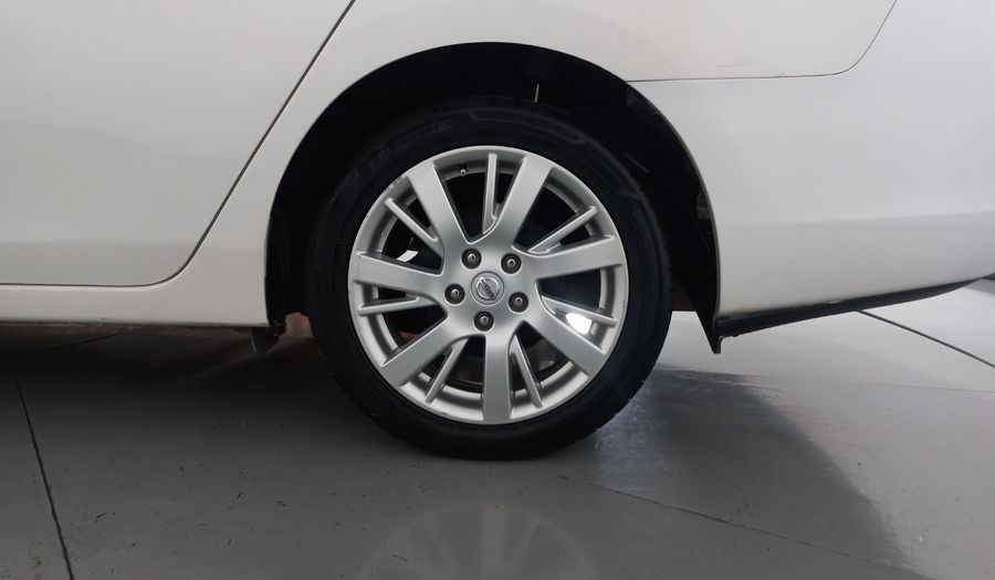Nissan Sentra 1.8 EXCLUSIVE NAVI CVT Sedan 2015