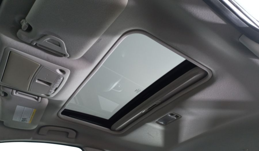 Nissan Sentra 1.8 EXCLUSIVE NAVI CVT Sedan 2015