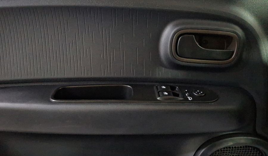 Fiat Mobi 1.0 TREKKING Hatchback 2023