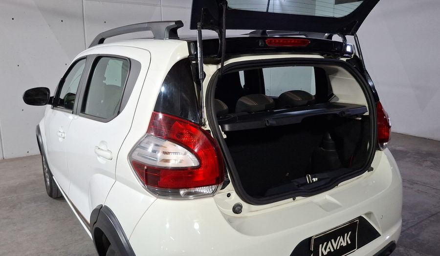 Fiat Mobi 1.0 TREKKING Hatchback 2023