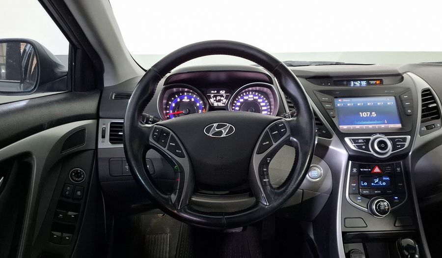 Hyundai Elantra 1.8 LIMITED TECH NAVI AT Sedan 2015