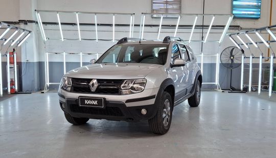 Renault • Duster
