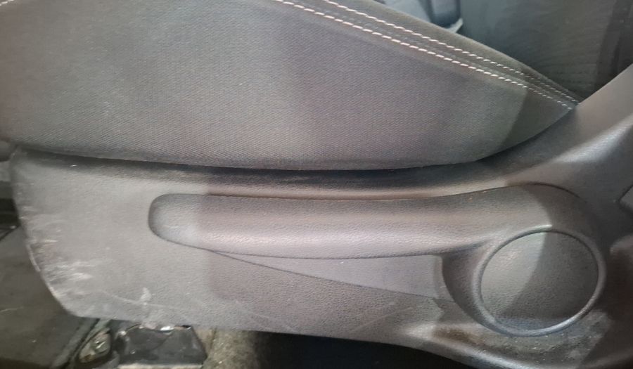 Nissan March 1.6 ADVANCE AUTO Hatchback 2021