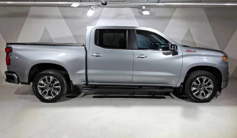 Chevrolet Cheyenne 5.3 CHEYENNE RST CREW CAB B 4WD Pickup 2024