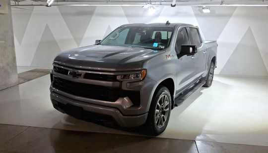 Chevrolet • Cheyenne