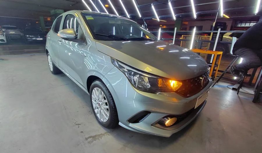 Fiat Argo 1.8 PRECISION Hatchback 2018
