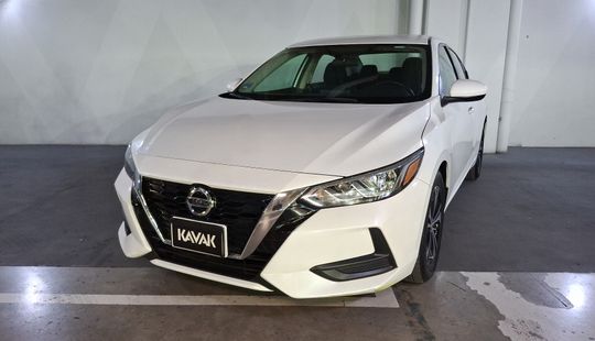 Nissan • Sentra