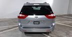Toyota Sienna 3.5 XLE AT Minivan 2016