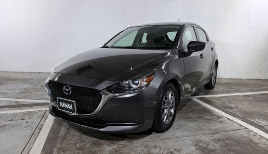 Mazda • Mazda 2