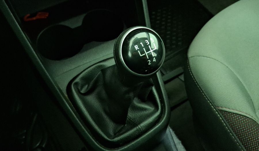 Volkswagen Voyage 1.6 HIGHLINE Sedan 2022