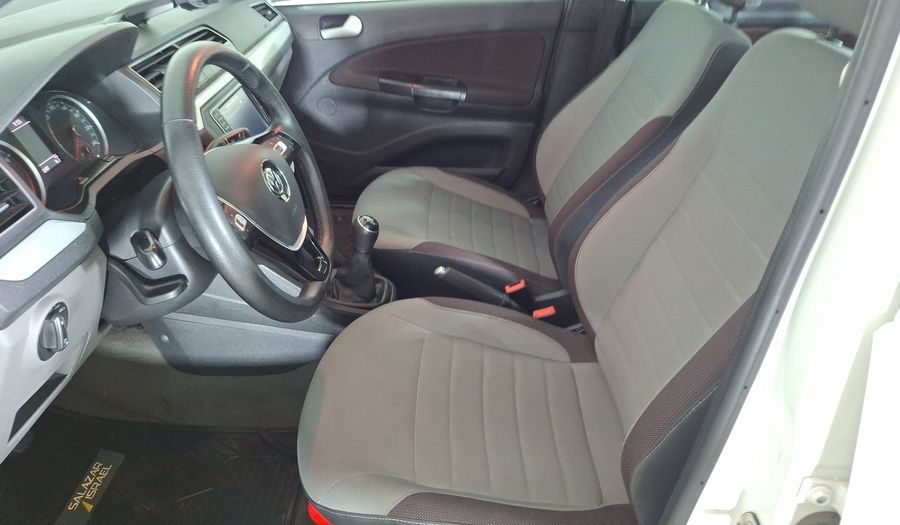 Volkswagen Voyage 1.6 HIGHLINE Sedan 2022