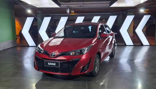 Toyota • Yaris