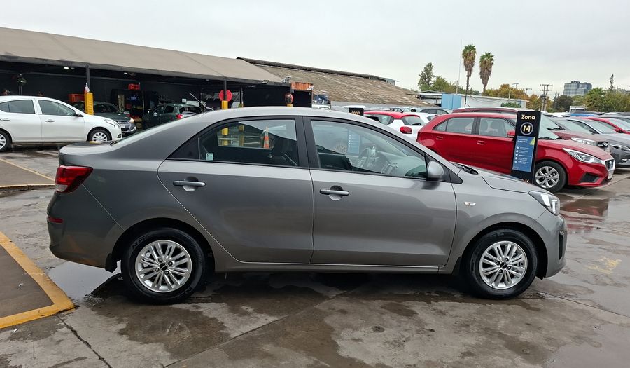 Kia Soluto 1.4 EX FULL GPS Sedan 2025