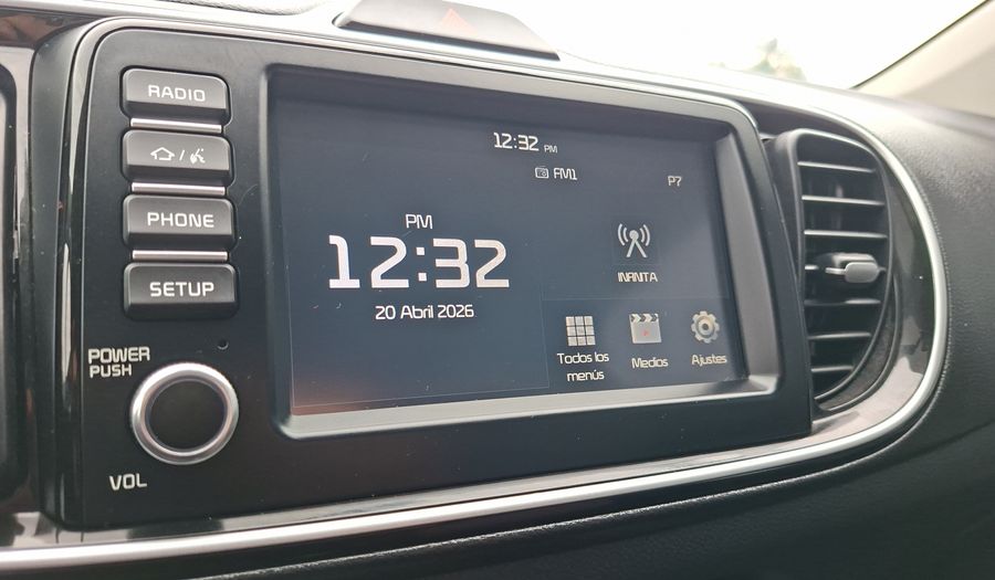 Kia Soluto 1.4 EX FULL GPS Sedan 2025