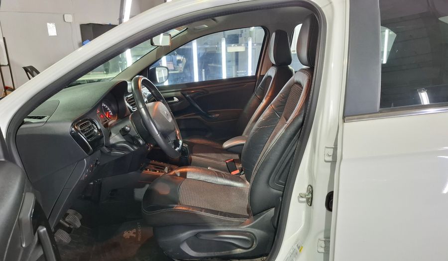 Peugeot 301 1.6 ALLURE PLUS Sedan 2017