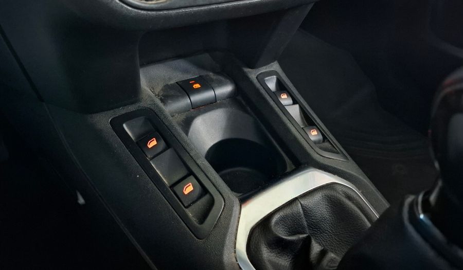 Peugeot 301 1.6 ALLURE PLUS Sedan 2017