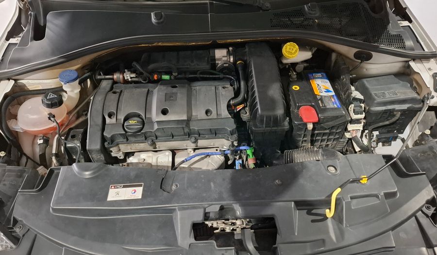 Peugeot 301 1.6 ALLURE PLUS Sedan 2017