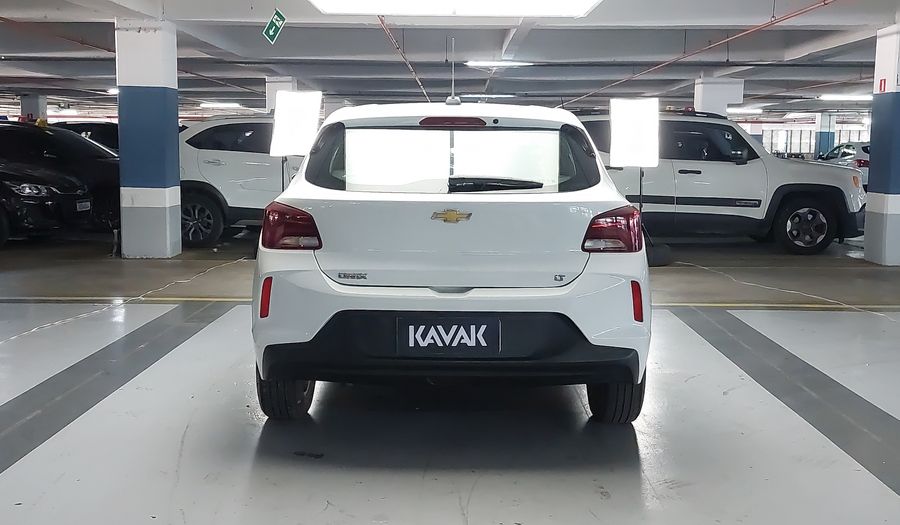 Chevrolet Onix 1.0 LT Hatchback 2023