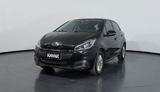 Peugeot • 208