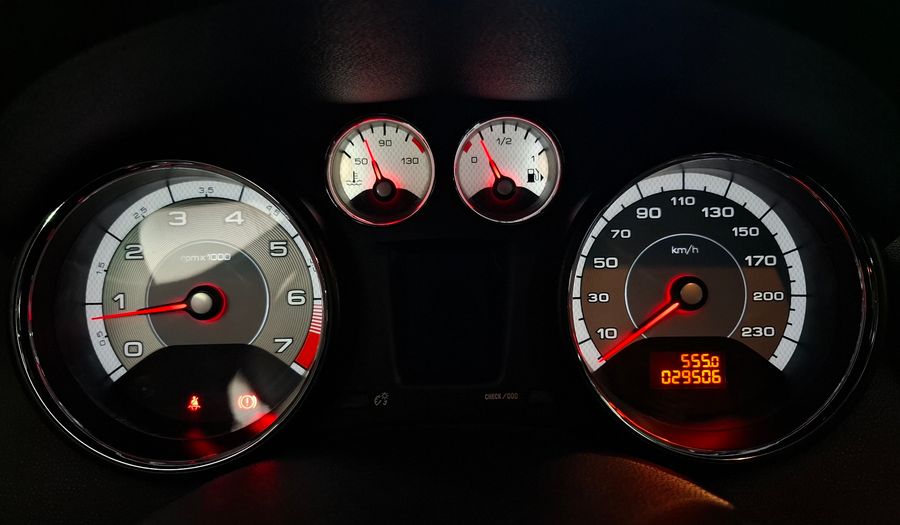 Peugeot 308 1.6 ALLURE MY15 Hatchback 2015