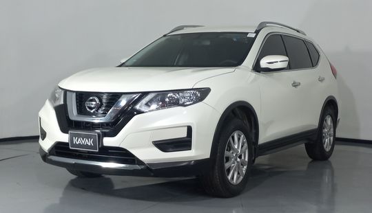 Nissan • X-Trail