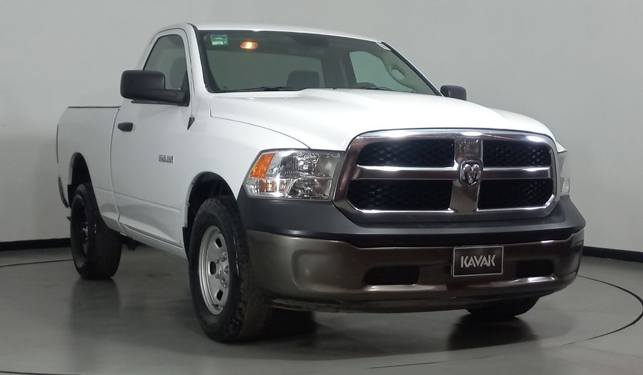Ram 1500 3.6 ST REG CAB 4X2 V6 8AT Pickup 2017