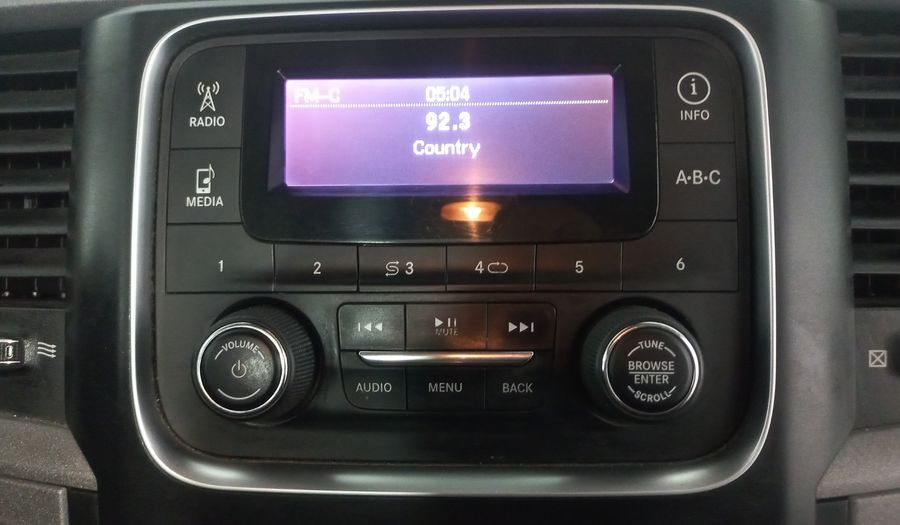 Ram 1500 3.6 ST REG CAB 4X2 V6 8AT Pickup 2017