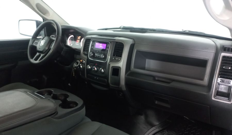 Ram 1500 3.6 ST REG CAB 4X2 V6 8AT Pickup 2017