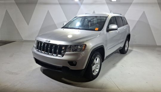 Jeep • Grand Cherokee