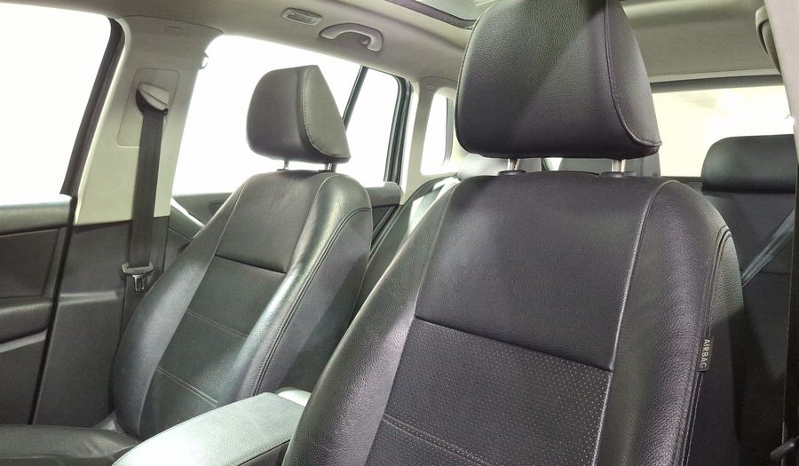 Volkswagen Tiguan 2.0 PAQUETE SPORT & STYLE Suv 2017