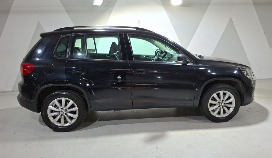 Volkswagen Tiguan 2.0 PAQUETE SPORT & STYLE Suv 2017