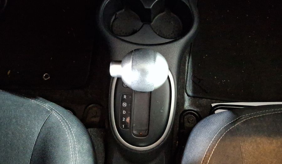 Nissan March 1.6 ADVANCE AT Hatchback 2016