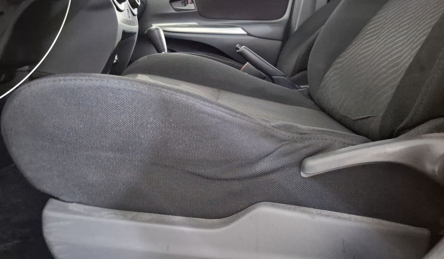 Toyota Avanza 1.5 LE AT Minivan 2018