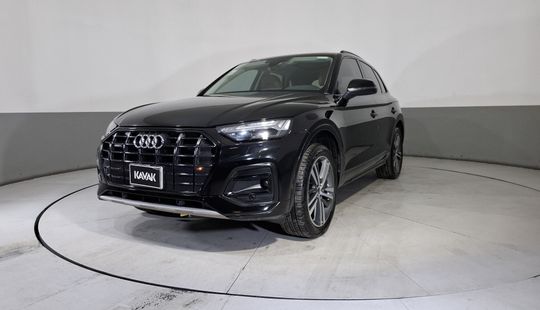 Audi • Q5