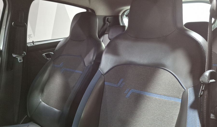 Renault Kwid 1.0 ICONIC Hatchback 2024