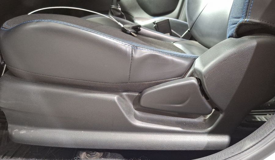 Renault Kwid 1.0 ICONIC Hatchback 2024