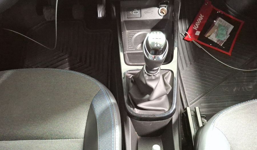 Renault Kwid 1.0 ICONIC Hatchback 2024