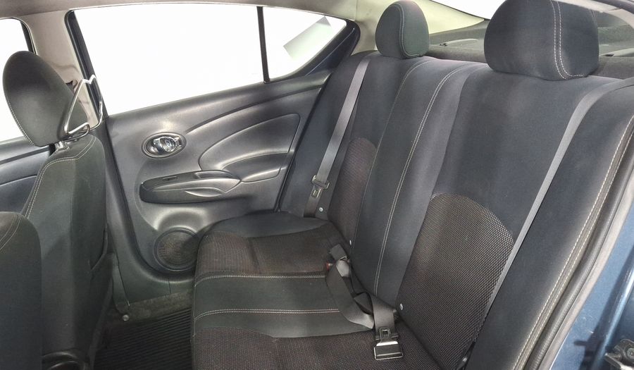 Nissan Versa 1.6 SENSE TA AC Sedan 2015