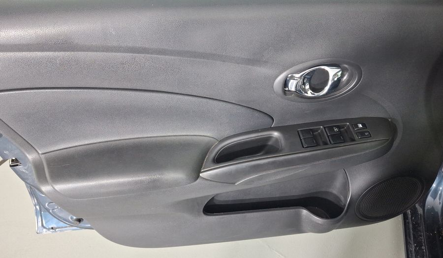 Nissan Versa 1.6 SENSE TA AC Sedan 2015