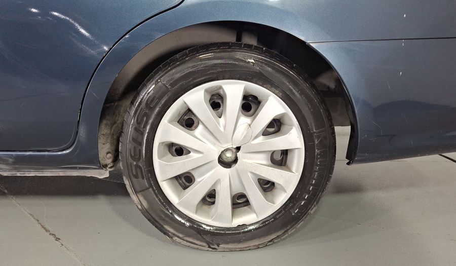Nissan Versa 1.6 SENSE TA AC Sedan 2015