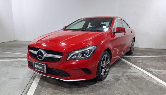 Mercedes Benz • Clase CLA