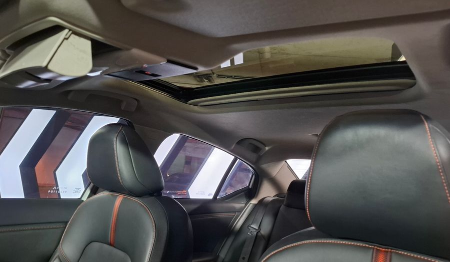 Nissan Sentra 2.0 SR CVT Sedan 2021