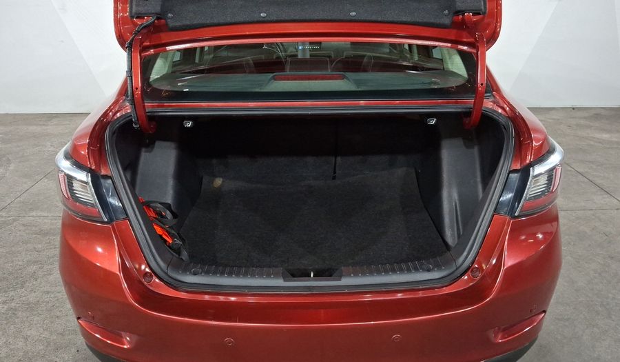 Toyota Yaris 1.5 R XLE AT Sedan 2017
