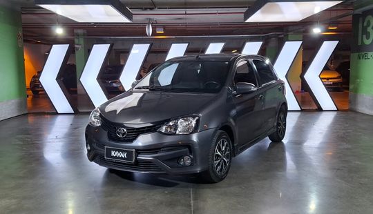 Toyota • Etios