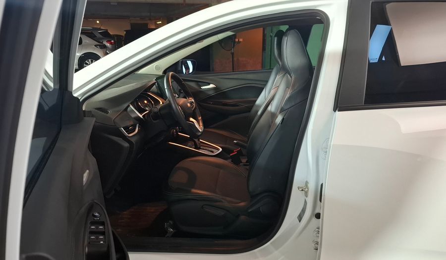 Chevrolet Onix 1.0 TURBO LTZ AUTO Hatchback 2025