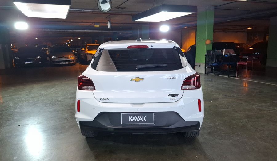 Chevrolet Onix 1.0 TURBO LTZ AUTO Hatchback 2025