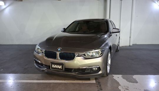 Bmw • Serie 3