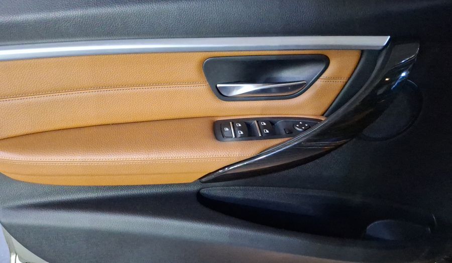 Bmw Serie 3 2.0 330E A LUXURY LINE AUTO Sedan 2017